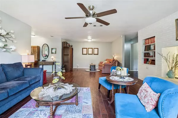 Hurst, TX 76053,236 Cooper Drive