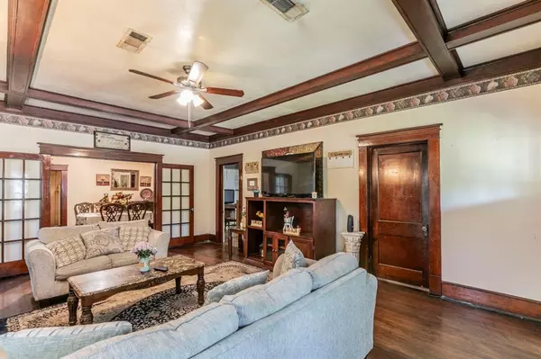 Dallas, TX 75215,1735 Marburg Street