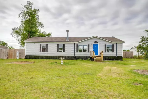 2909 Berry Patch Lane, Joshua, TX 76058