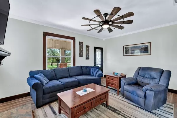 Weatherford, TX 76088,102 Howard Road