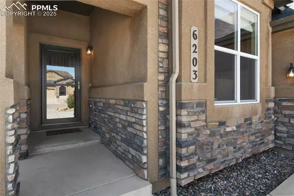 Colorado Springs, CO 80924,6203 Adamants DR