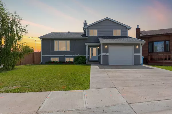 137 Becker Bay, Fort Mcmurray, AB T9K 1P4