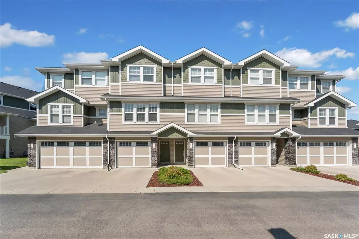 Saskatoon, SK S7T 0X5,1220 Pringle WAY #217