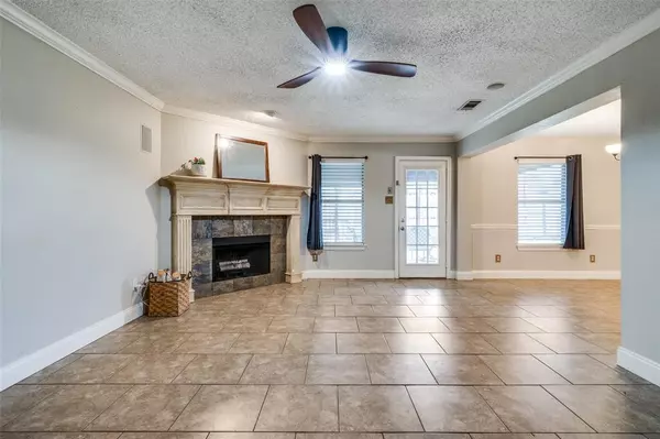Corinth, TX 76210,2909 Chisholm Trail