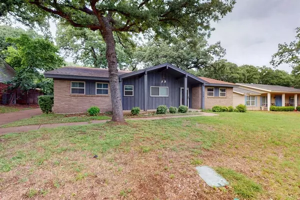 Hurst, TX 76054,716 W Pleasantview Drive