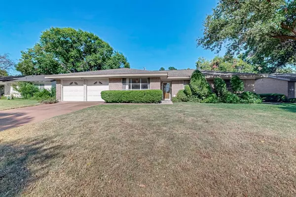 6905 Rockdale Road, Fort Worth, TX 76134
