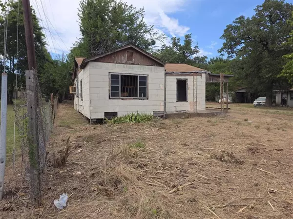 Denison, TX 75021,901 E Sears Street