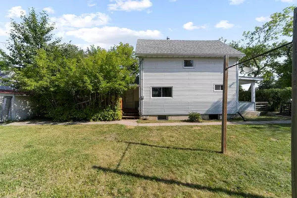 Camrose, AB T4V 2G2,5002 57 ST