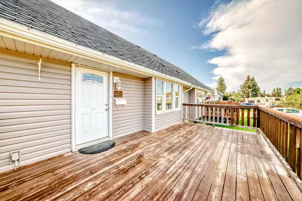 Rural Red Deer County, AB T4S 1V6,151 Tamarac BLVD