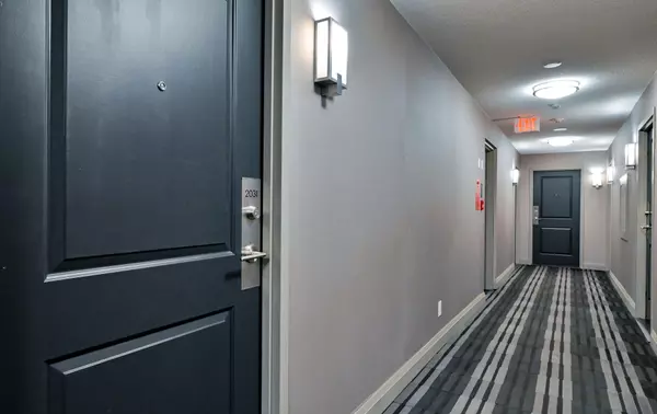Toronto C01, ON M5V 0B1,38 Grand Magazine ST #2031