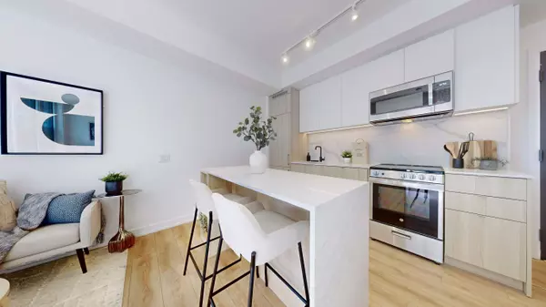 Toronto C02, ON M6G 0B8,500 Dupont ST