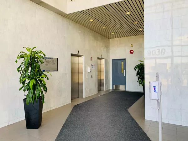 Richmond Hill, ON L4B 1G2,9030 Leslie ST #4