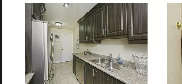Brampton, ON L6Y 3W8,52 Tulip DR