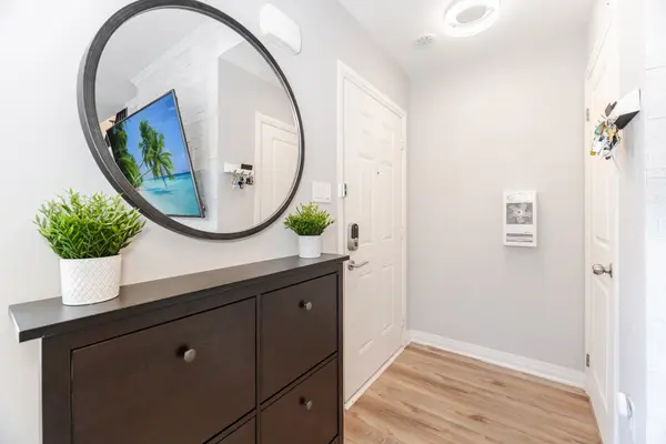 Mississauga, ON L5J 0B3,1155 Stroud LN #8