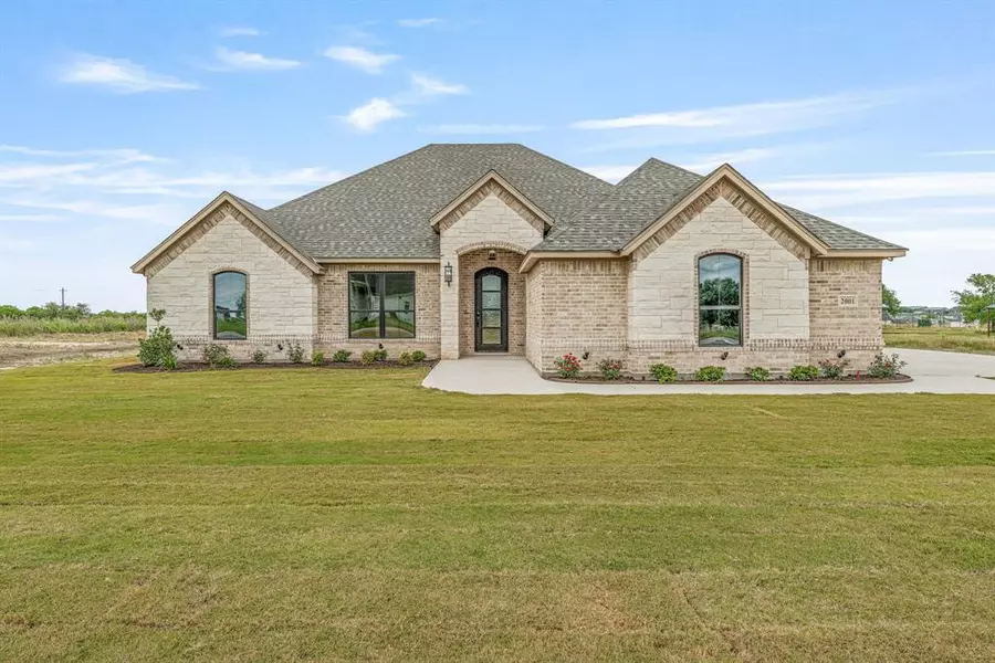 2001 Downslope Lane, Weatherford, TX 76087