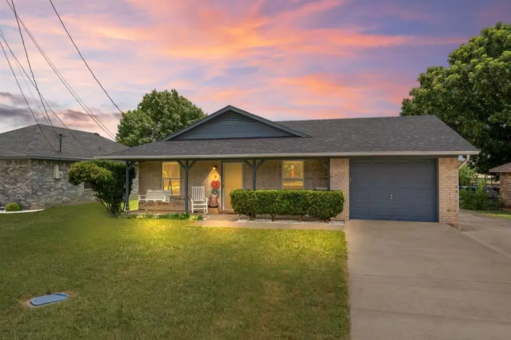 Sanger, TX 76266,808 Keaton Road S