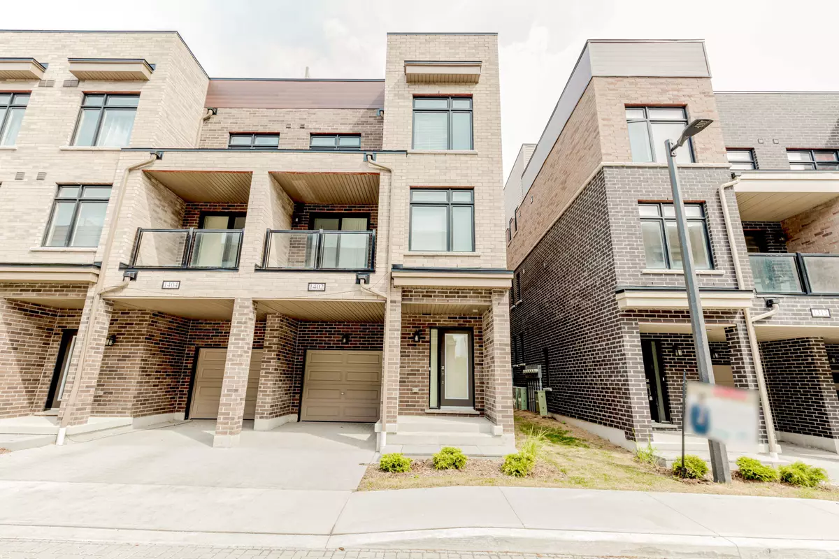 Pickering, ON L1V 0H2,1865 Pickering Pkwy #1402