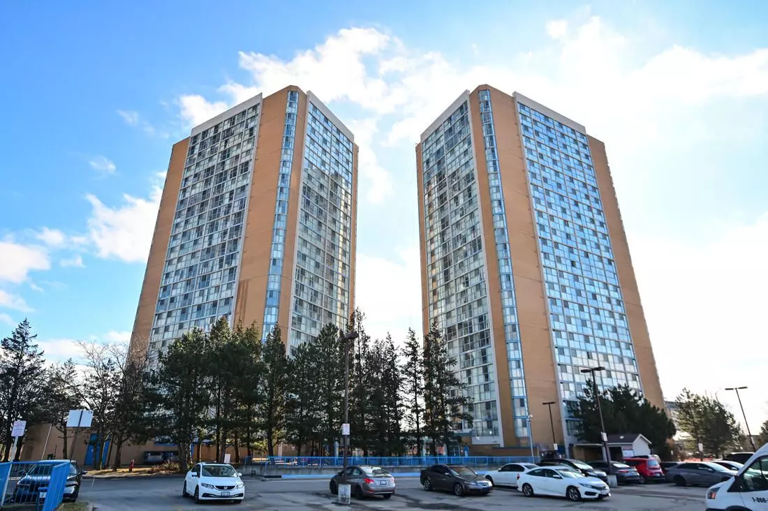 Mississauga, ON L4Z 3L6,35 Trailwood DR #713