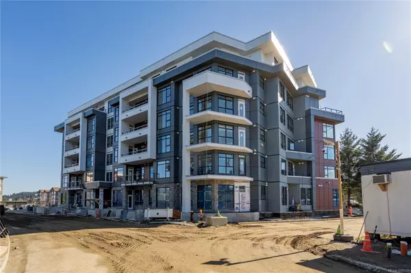 6320 Sentinal Dr #601, Nanaimo, BC V9V 1W4