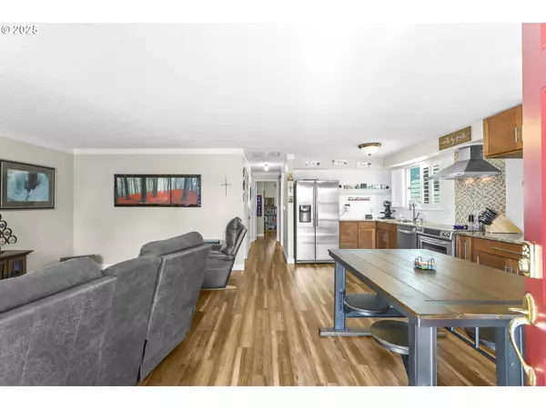 Woodburn, OR 97071,427 E CLACKAMAS CIR