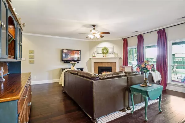 Denton, TX 76210,6008 Thistle Way