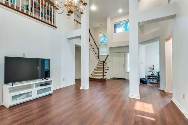Irving, TX 75062,924 Mccoy Drive