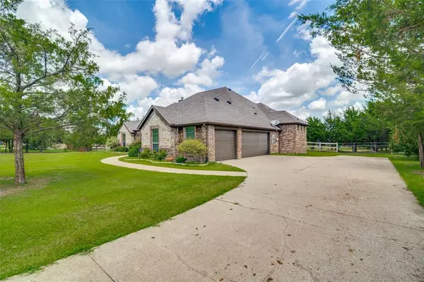1427 Streetman Road, Royse City, TX 75189