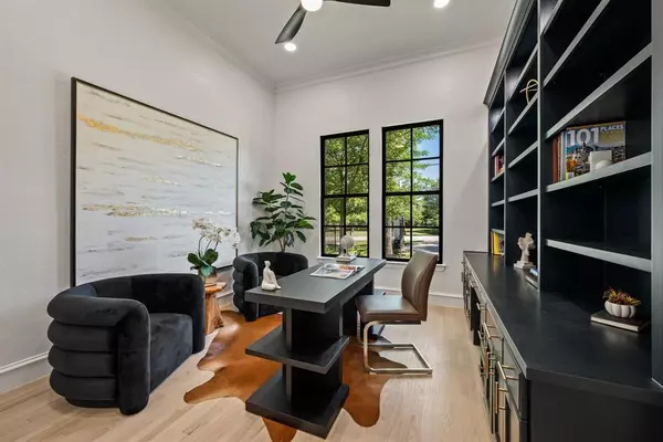 Southlake, TX 76092,320 W Highland Street