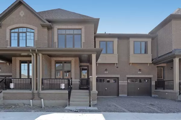 25 Swordfish DR, Whitby, ON L1P 1P7