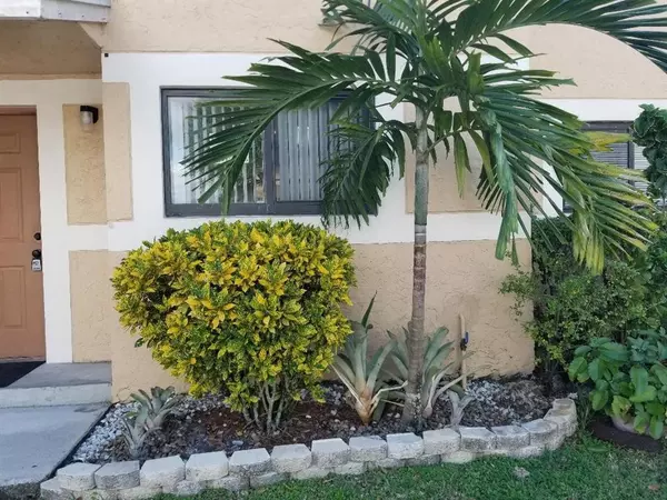 Pembroke Pines, FL 33025,9478 Palm Cir South
