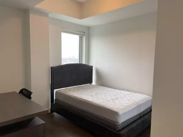 Waterloo, ON N2J 2Y2,160 King ST N ##1004
