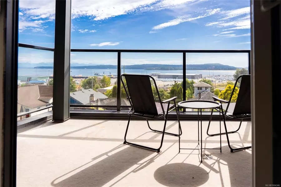 45 Haliburton St #304, Nanaimo, BC V9R 4V6
