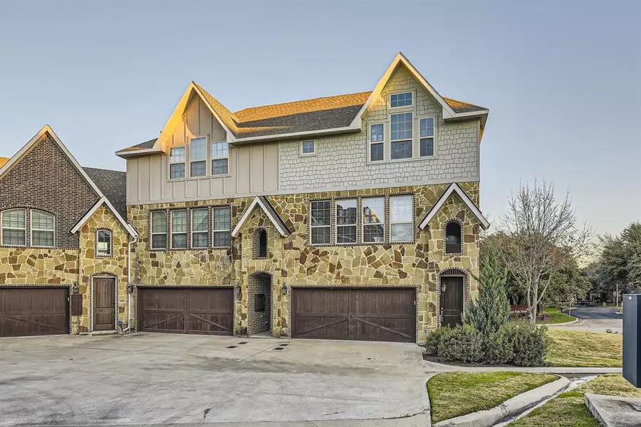 6700 Lost Star Lane, Fort Worth, TX 76132