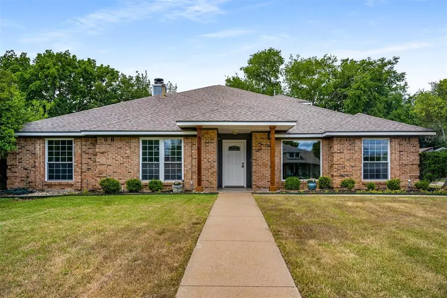 265 Village Tree Drive, Highland Village, TX 75077