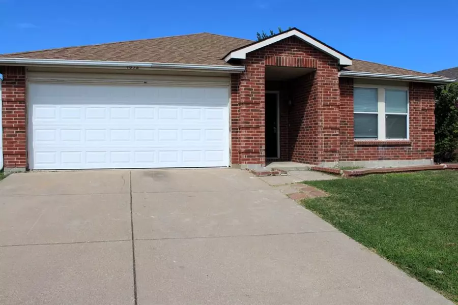 9032 Napa Valley Trail, Fort Worth, TX 76244
