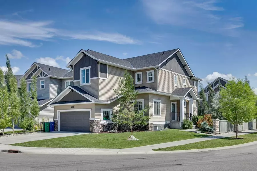 3 Bayside CV SW, Airdrie, AB T4B 4G9