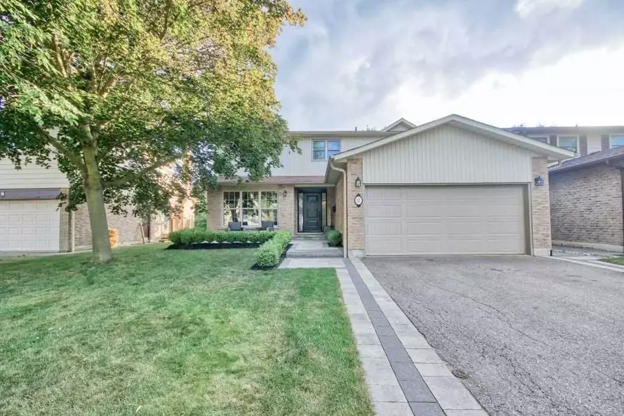 57 Calder CRES #Main, Whitby, ON L1N 6M2