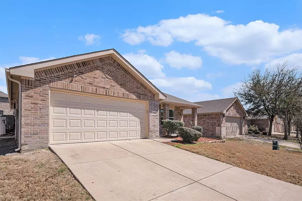 Fort Worth, TX 76108,2921 Yoakum Street