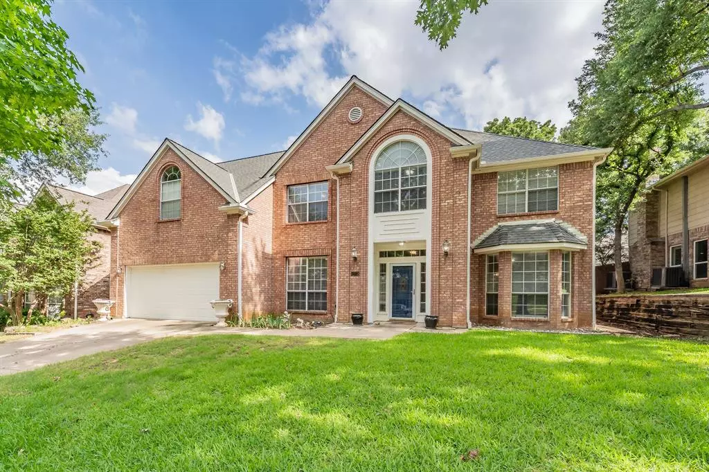 Grapevine, TX 76051,1803 Haydenbend Circle