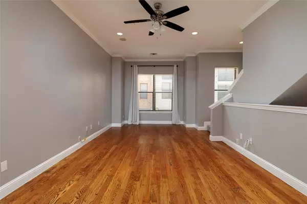 Fort Worth, TX 76102,724 Skyline Bluff Court