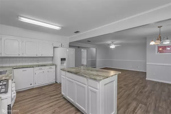 Shreveport, LA 71105,6309 River Road