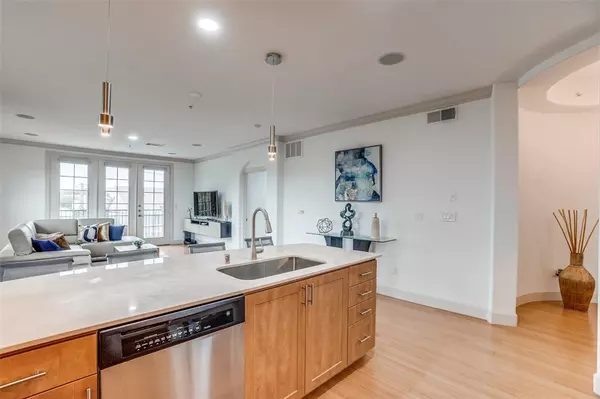 Dallas, TX 75219,3818 Holland Avenue #309