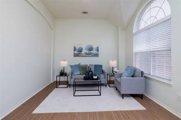 Fort Worth, TX 76137,5517 Lawnsberry Drive