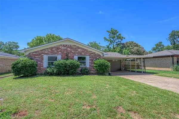 Denison, TX 75020,2606 Easy Street