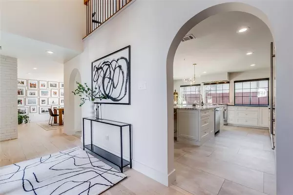 Dallas, TX 75248,15710 Nedra Way