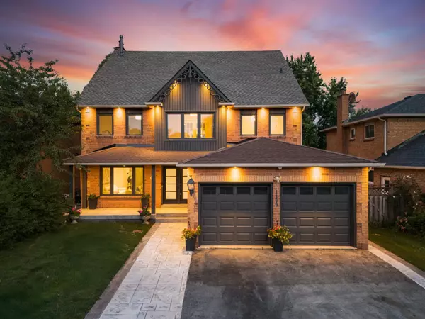 1186 Glenashton DR, Oakville, ON L6H 5L7