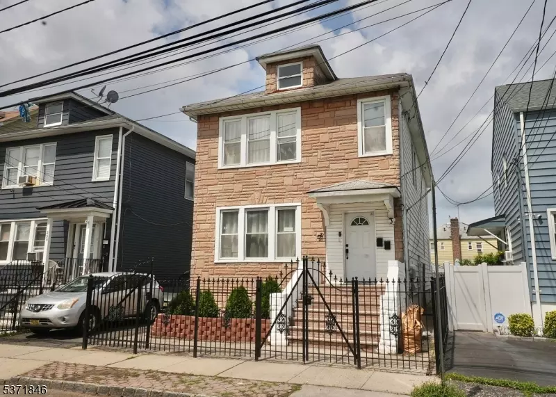 241 N 16Th St, Bloomfield Twp., NJ 07003