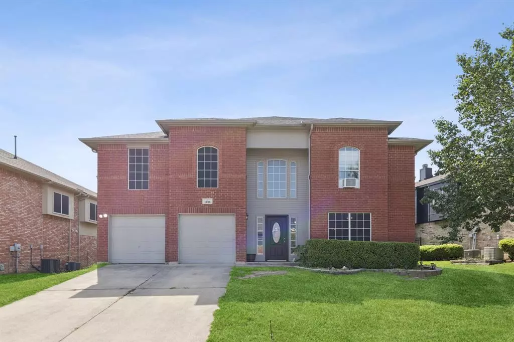 Saginaw, TX 76131,1229 Topeka Drive