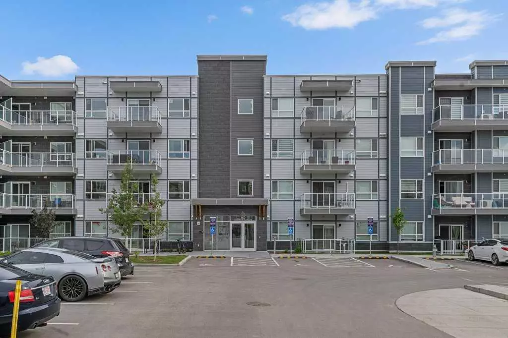 Calgary, AB T3P 1X7,40 Carrington PLZ Northwest #308