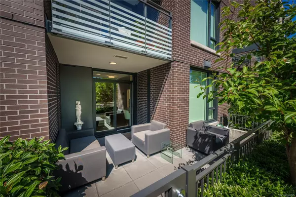 550 Michigan St #101, Victoria, BC V8V 0G3